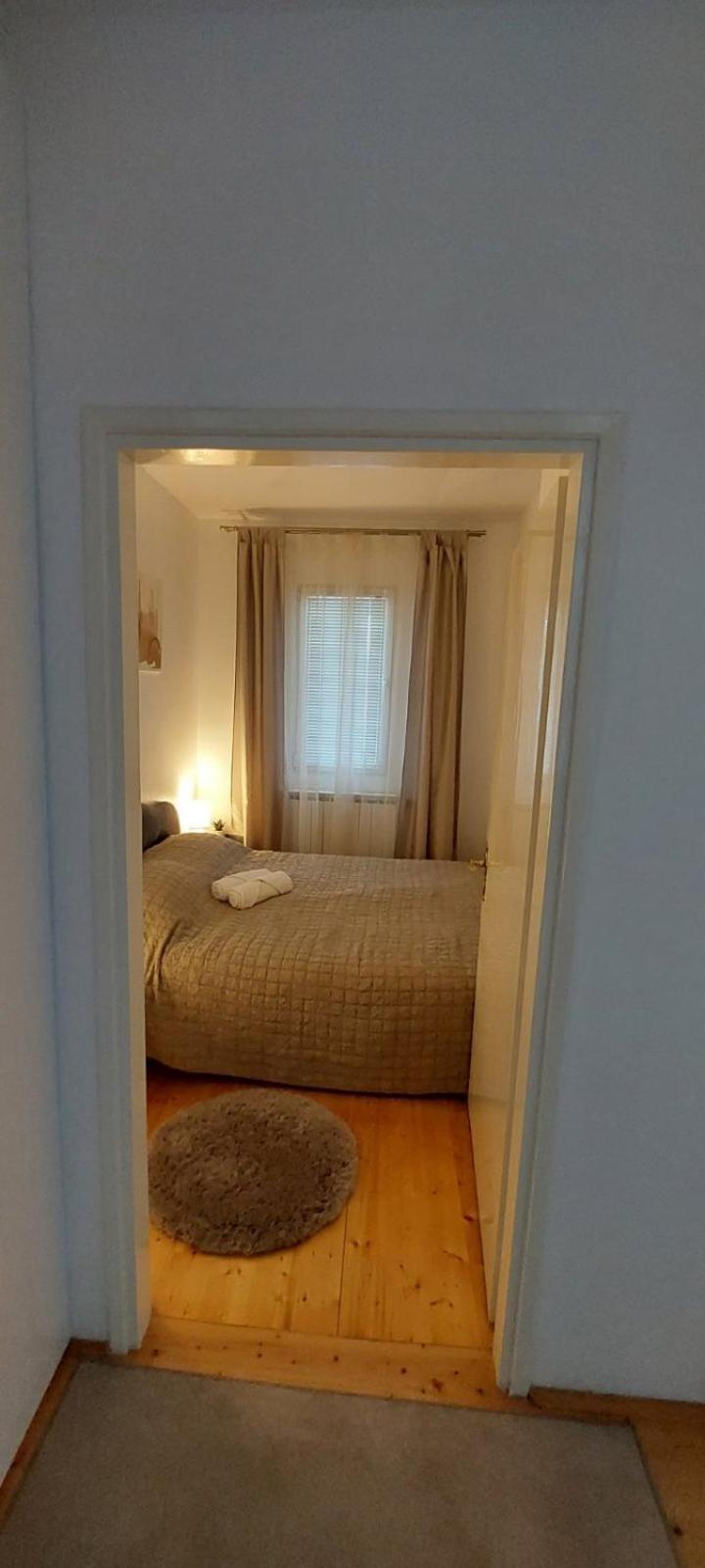 3 Min. Away Apartman Kapronca Kültér fotó